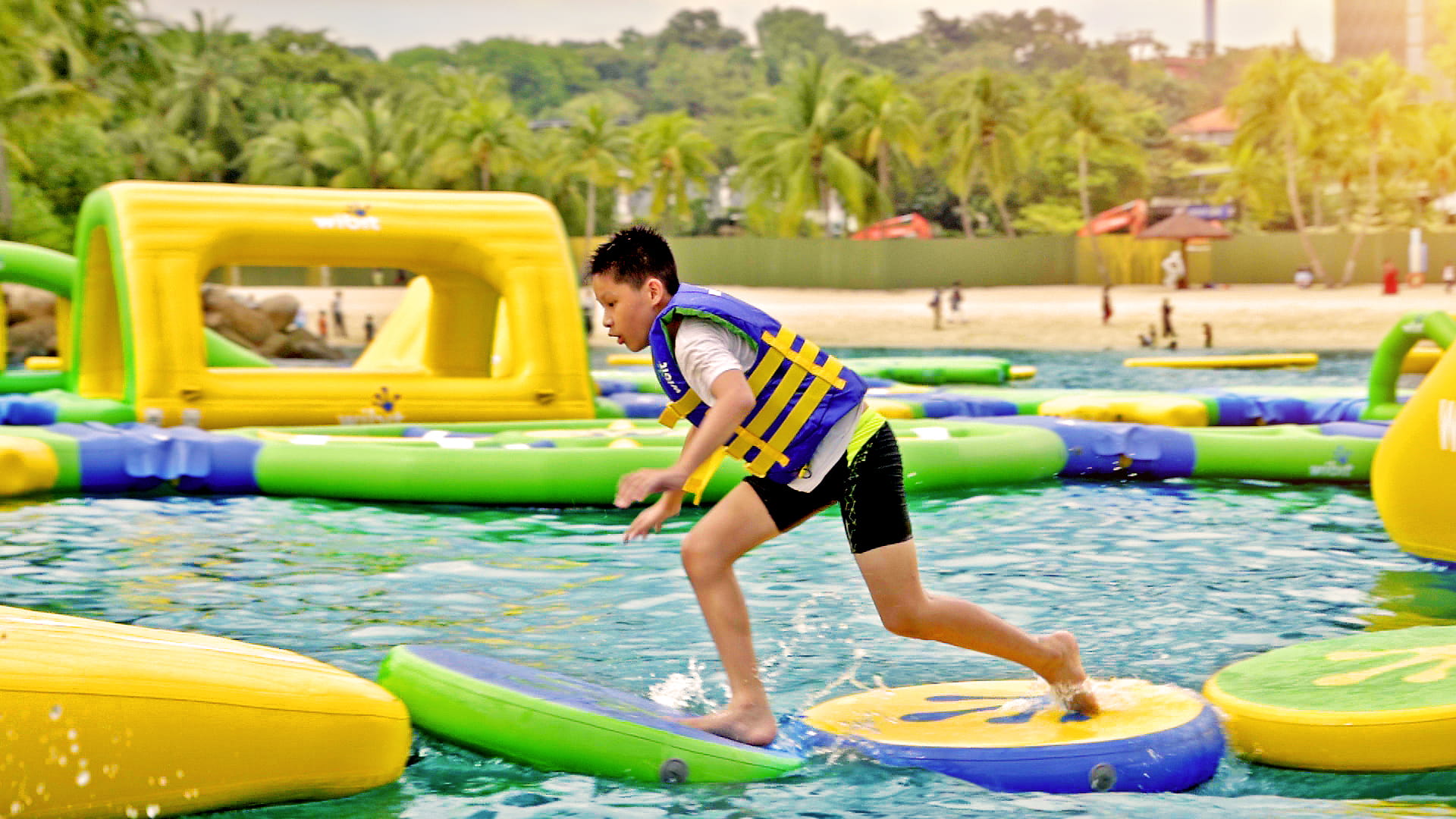HydroDash floating aqua park